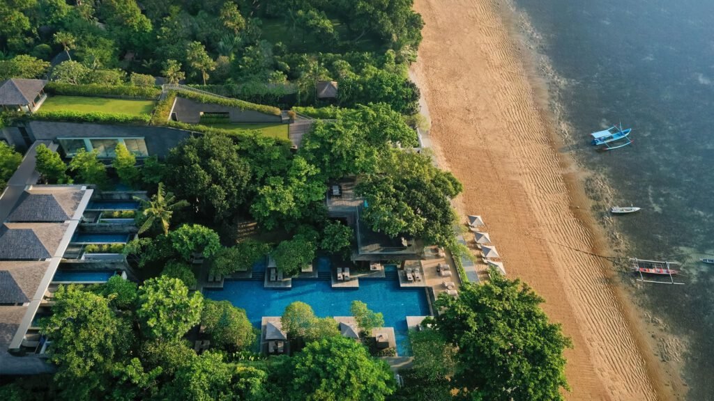 Infinity pool at Maya Sanur Resort beachfront hotel in Bali